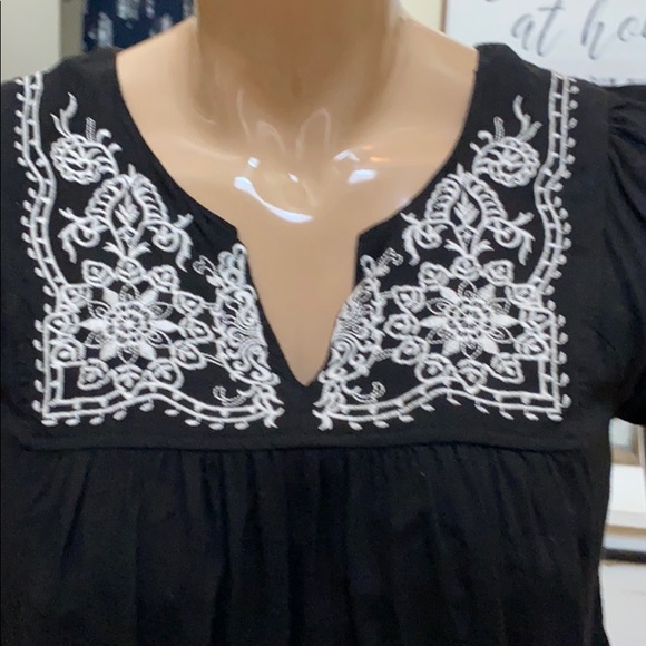 Embroidered mini dress/tunic - Picture 2 of 8
